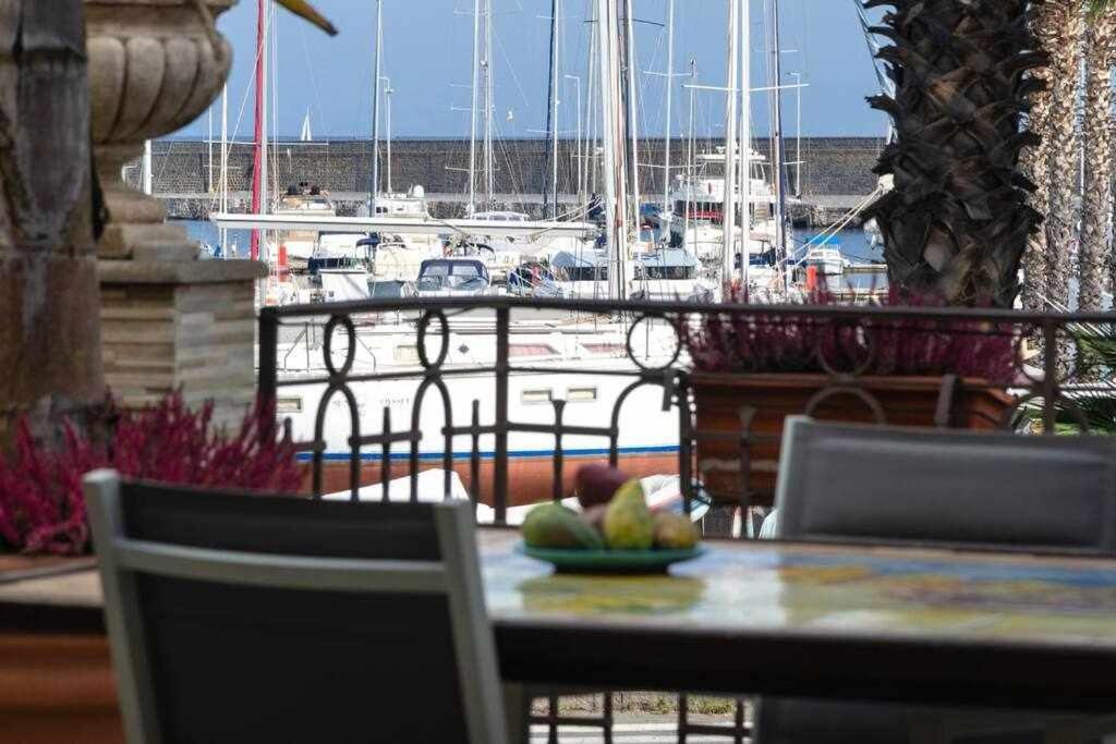 Casa Delle Zammare Fronte Mare Centro Storico Βίλα Riposto Εξωτερικό φωτογραφία