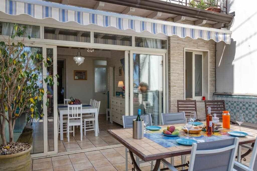 Casa Delle Zammare Fronte Mare Centro Storico Βίλα Riposto Εξωτερικό φωτογραφία