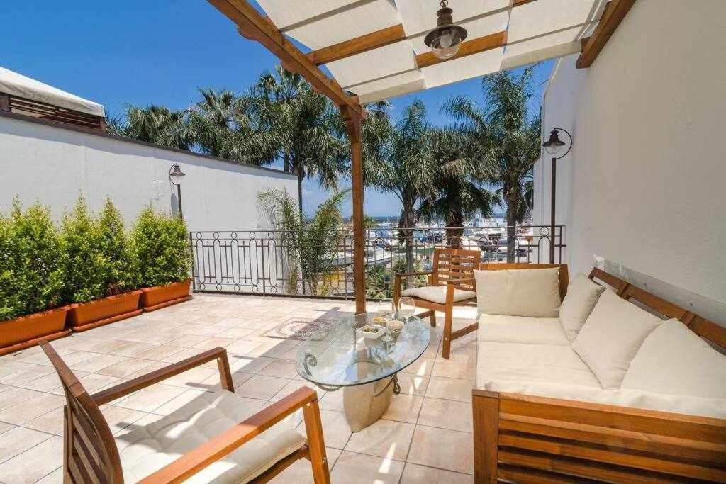 Casa Delle Zammare Fronte Mare Centro Storico Βίλα Riposto Εξωτερικό φωτογραφία